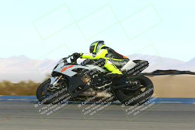 media/Jan-14-2022-Apex Assassins (Fri) [[4609ad47be]]/Trackday 1/Session 5/Turn 9 Side/